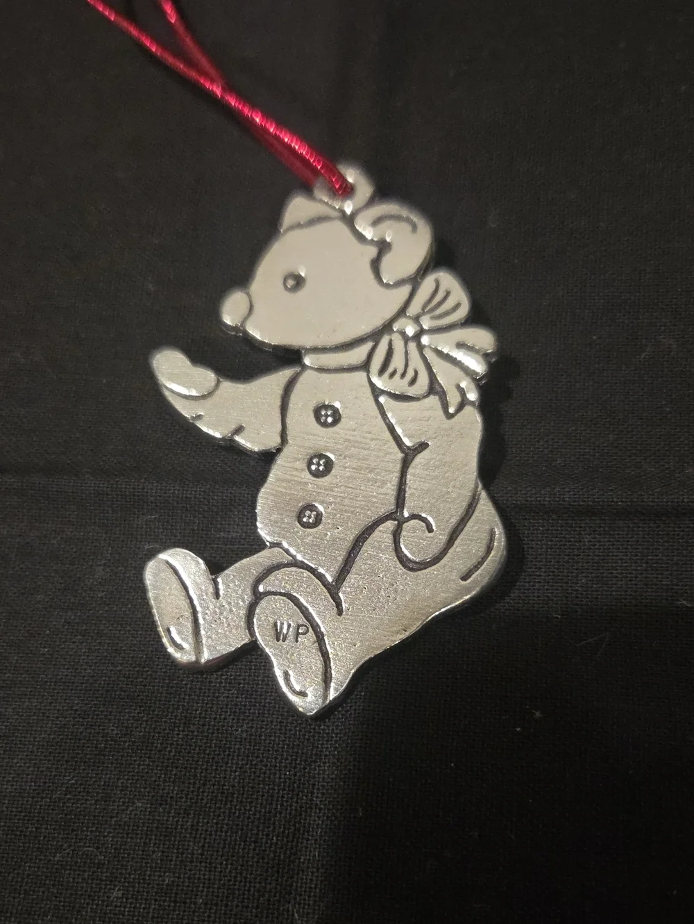 WOODBURY PEWTER TEDDY BEAR ORNAMENT